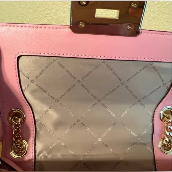 Michael Kors Peyton Shoulder Flap Bag – Carnation Vegan Leather - Picture 6 of 9